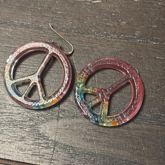 Multicolor Peace Sign Glass Earrings - Picture 3 of 3